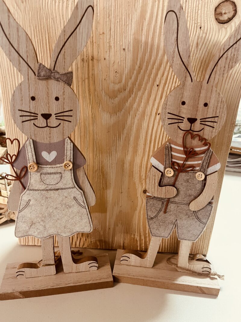 Conigli in legno